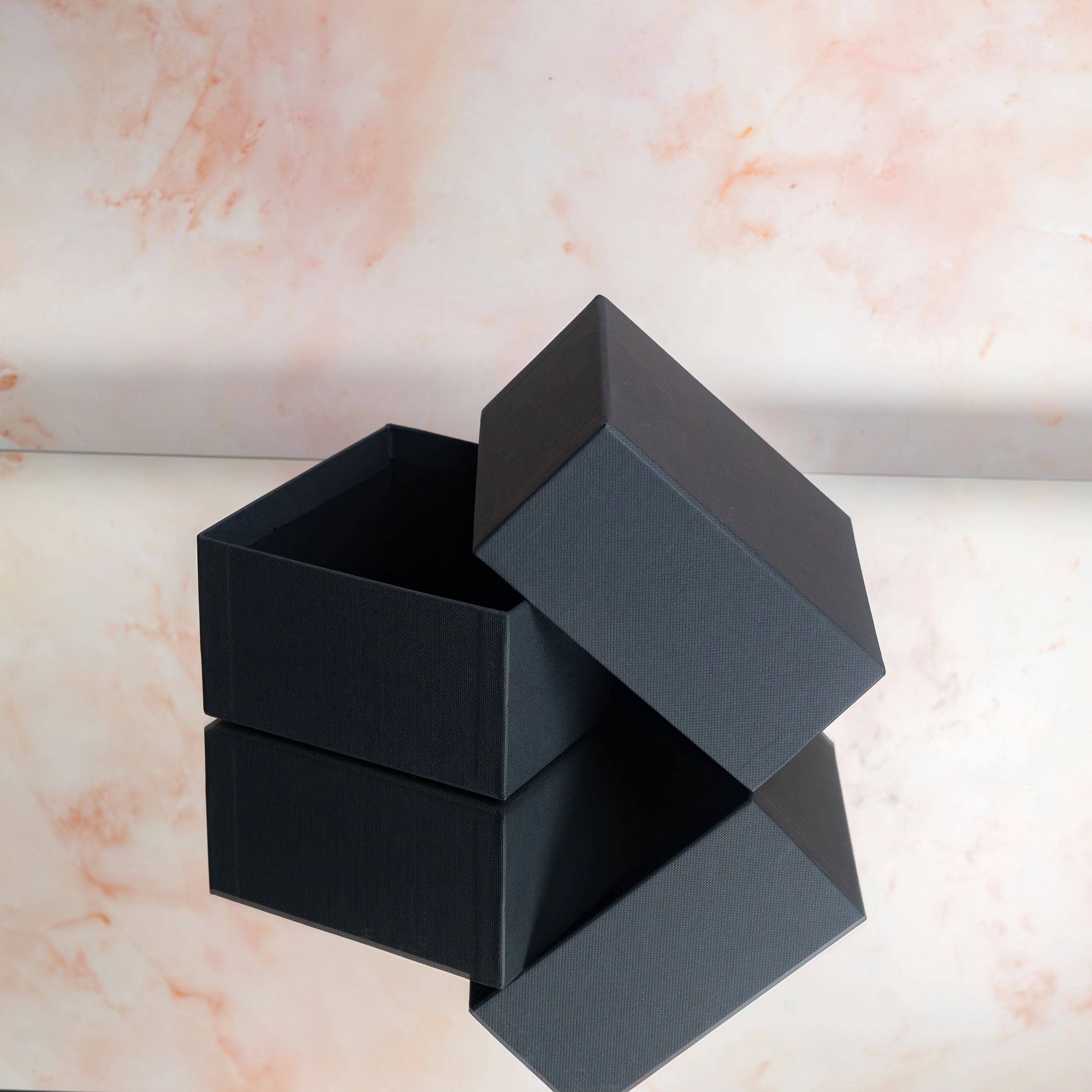 Luxury Rigid Box & Sleeves - 425g - 3-Wick Black - Pack of 2 - Image 4